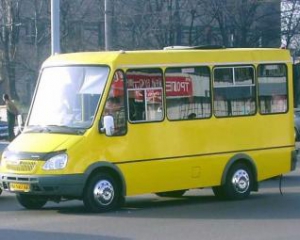 В Донецке подорвали маршрутку - один пассажир погиб, трое ранены