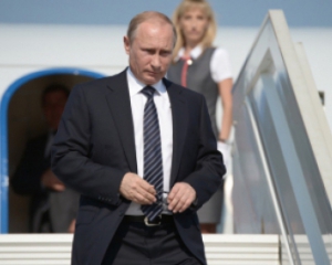 Путин понимет, что украл Крым - Луценко