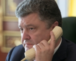 Порошенко рассказал Байдену, что Россия продолжает вооружать боевиков