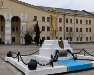 У Севастополі обвалився дах путінського кадетського корпусу, є загиблі