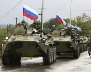Вход российской бронетехники в Луганск подтвердили СМИ и руководство АТО