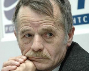 Порошенко призначив Джемілєва своїм уповноваженим у справах кримських татар
