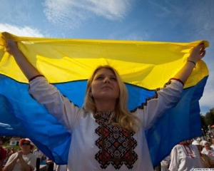 Урочистий парад з нагоди 23-ї річниці Незалежності України розпочався на Майдані