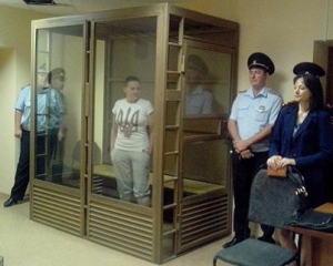 Савченко продовжили арешт і відправляють на психіатричну експертизу