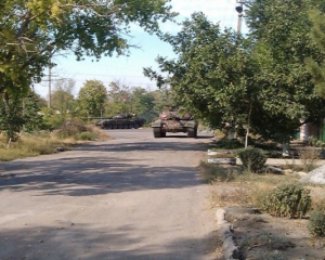 Российские танки уже курсируют Новоазовском
