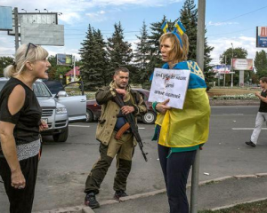 Журналісти знайшли патріотку, над якою знущалися в Донецьку