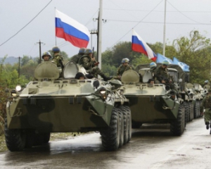 ЗМІ: Російські війська через Новоазовськ наступають на Маріуполь і Волноваху