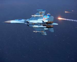 Украинская авиация разбила две колонны техники боевиков