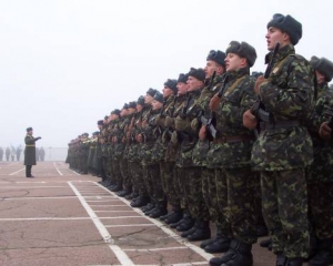 За день боев Украина потеряла 15 военных, 49 ранены