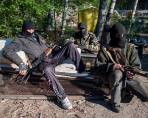 Боевики грузовиками вывозят уголь из Донбасса