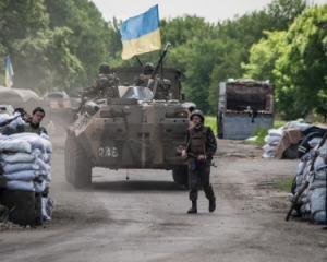 Бойовики продовжують періодично обстрілювати сили АТО у низці населених пунктів Донбасу - Держприкордонслужба