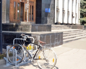 Председатель Одесского облсовета пересел на велосипед