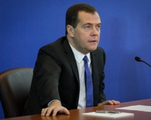 Медведєв зізнався, що бюджет Росії змінили через санкції ЄС