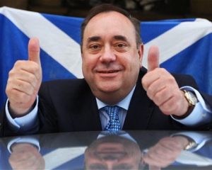 Прем&#039;єр-міністр Шотландії  подав у відставку після поразки на референдумі