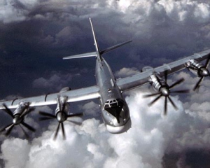 Російські бомбардувальники стривожили ВПС Великобританії - Daily Mail