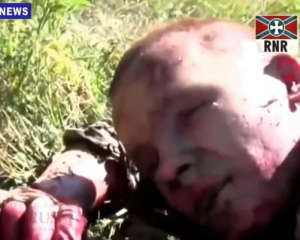 В сеть выложили видео допроса боевиками тяжело раненого бойца &quot;Айдара&quot;