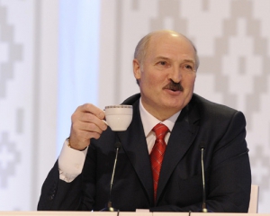 Найкраще українці ставляться до Лукашенка, найгірше - до Путіна - опитування