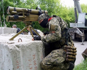 Вночі бойовики масово обстріляли українські блокпости біля Дебальцевого, Авдіївки та Щастя