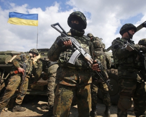 Украинские бойцы контролируют ситуацию в зоне АТО, обстрела Попасной не было