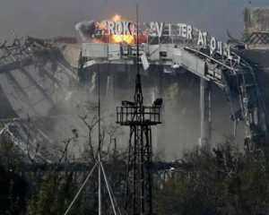 Сьогодні бойовики обстріляли аеропорт Донецька з гранатомету