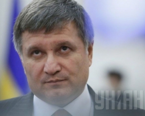 Аваков пригрозил кандидатам-фальсификаторам тюремными сроками