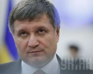 Аваков пригрозив кандидатам-фальсифікаторам тюремними термінами