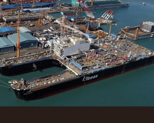 У Нідерландах добудовують найбільший корабель у світі Pieter Schelte