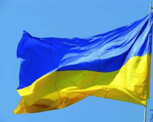 В Санкт-Петербурге на марше протеста подняли украинские флаги