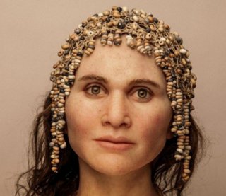 Палео-художница создает удивительные портреты доисторических людей