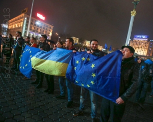 Украинцы все больше хотят в ЕС и НАТО - опрос