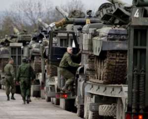 Из России в Украину снова зашла колонна техники - мотострелков заменяют танковые бригады