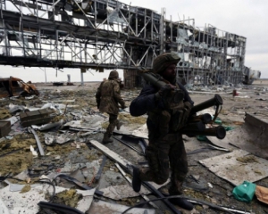 Киборги вернулись из аэропорта Донецка и рассказали, из чего и как их обстреливают
