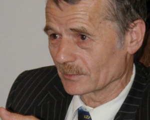 Джемилев прогнозирует новый наплыв переселенцев из Крыма на материковую Украину