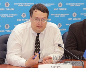 Геращенко: Захід поки не надасть Україні ні вертольотів, ні літаків