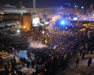 В ночь со среды на четверг на Майдане вспомнят жестокий разгон студентов