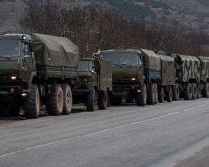 РНБО: В Україну зайшло 40 вантажівок із російськими військовими та артилерією
