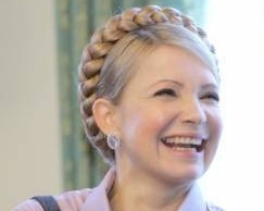 В Раді Тимошенко подарували білі троянди