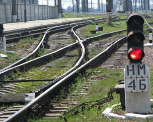 Остановка Донецкой железной дороги может остановить экономику всей страны - Мирошниченко