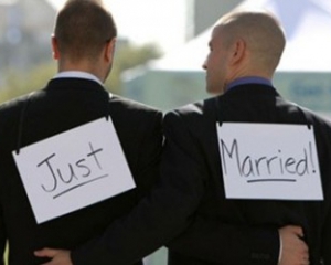 Фінляндія  легалізувала  одностатеві шлюби 