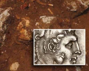 В Амфиполисе археологи нашли монеты с изображением Александра Македонского