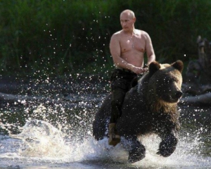&quot;Нашему мишке хотят вырвать зубы и когти&quot; - Путин о санкциях Запада