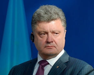 Порошенко пообіцяв українцям 6 років реформ та референдум