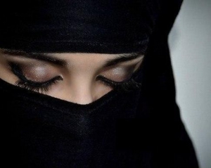 Лондонский суд запретил мусульманину секс с умственно отсталой женой