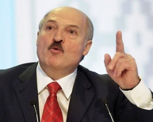 Лукашенко вважає політику Росії &quot;дурною та безмозкою&quot;