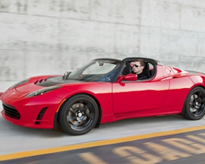 Tesla збільшила запас ходу своєї першої моделі до 640 км