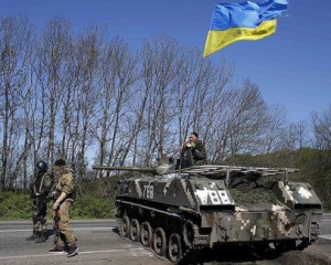 За сутки в зоне АТО погибших нет, ранены трое украинских военных