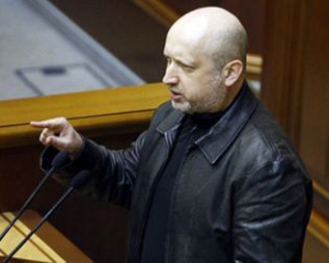 Турчинов рассказал о двух сценариях развития событий на Донбассе