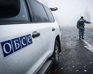 ОБСЄ звітує, що бойовики стягують техніку під Донецьк