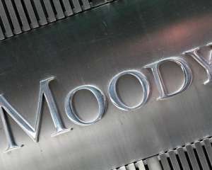 Moody&#039;s понизило рейтинги 8 компаний РФ, включая &quot;Роснефть&quot; и ЛУКОЙЛ