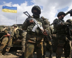 Украинские военные отбили танковую атаку боевиков возле Санжаровки